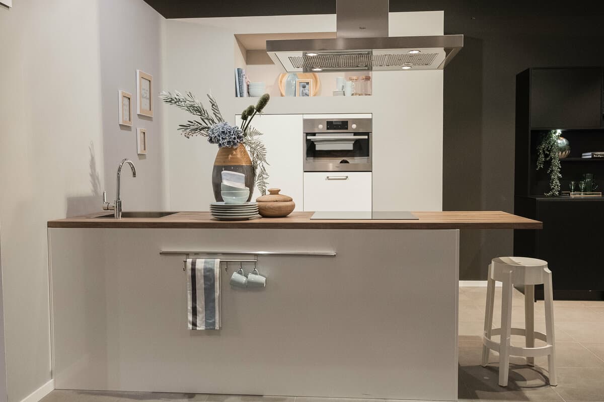 Showroomkeukens met kortingen tot 70%
