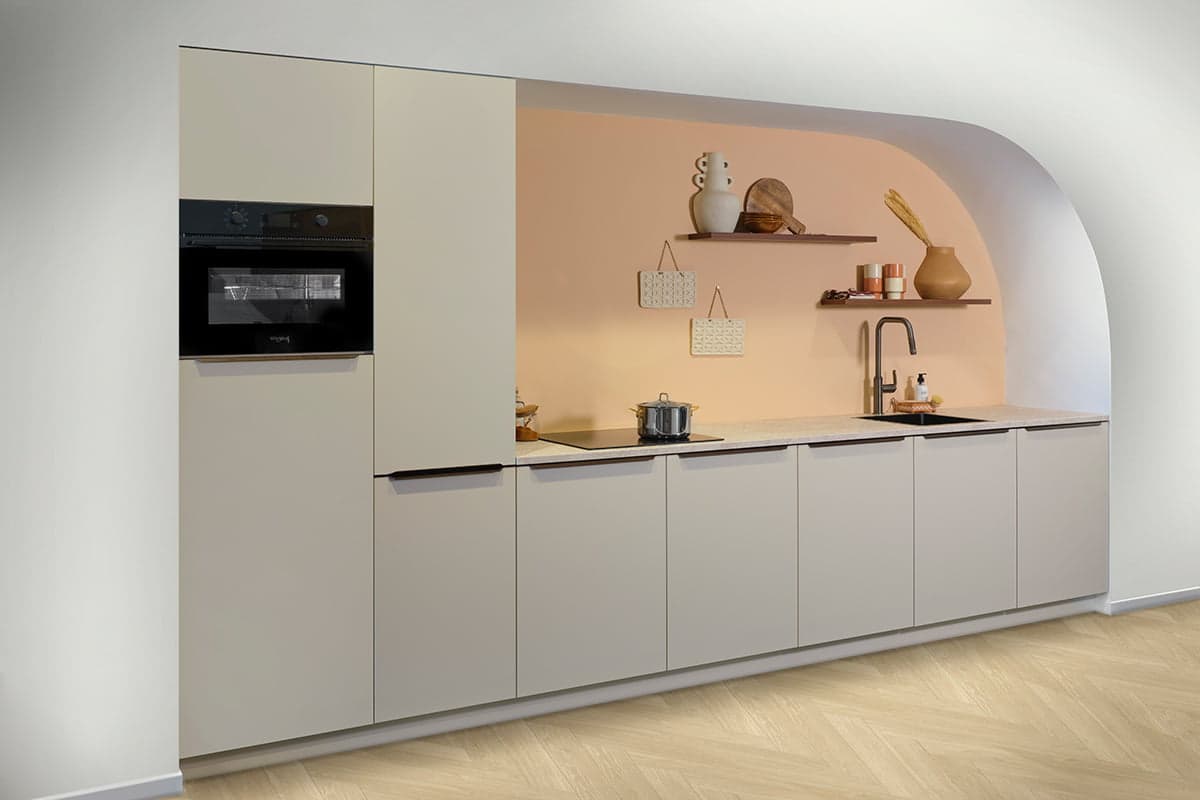 Rechte taupe keuken